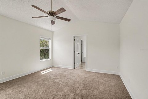 Villa ou maison à vendre à Orlando, Floride: 3 chambres, 200.95 m2 № 2321782 - photo 8
