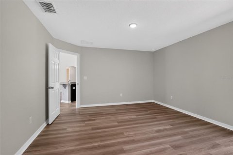 House in Ocala, Florida 3 bedrooms, 124.95 sq.m. № 2148002 - photo 20