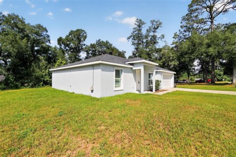 House in Ocala, Florida 3 bedrooms, 124.95 sq.m. № 2148002 - photo 4