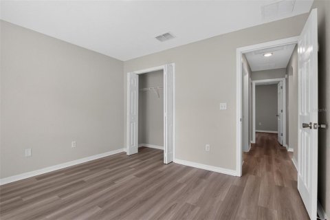 House in Ocala, Florida 3 bedrooms, 124.95 sq.m. № 2148002 - photo 21