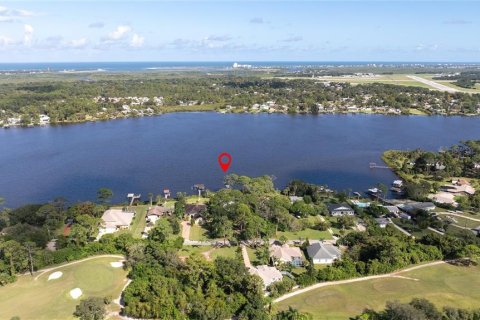 Casa en venta en New Smyrna Beach, Florida, 3 dormitorios, 153.94 m2 № 1444167 - foto 10