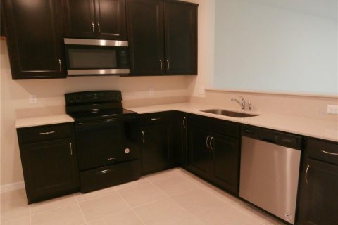 Touwnhouse à louer à Orlando, Floride: 3 chambres, 174.93 m2 № 2414065 - photo 2