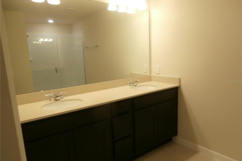 Touwnhouse à louer à Orlando, Floride: 3 chambres, 174.93 m2 № 2414065 - photo 12