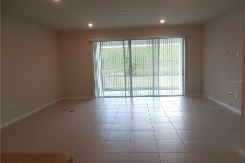 Touwnhouse à louer à Orlando, Floride: 3 chambres, 174.93 m2 № 2414065 - photo 6