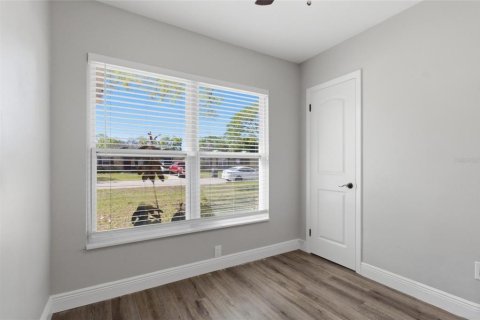 Villa ou maison à vendre à Tampa, Floride: 3 chambres, 130.71 m2 № 2427046 - photo 29