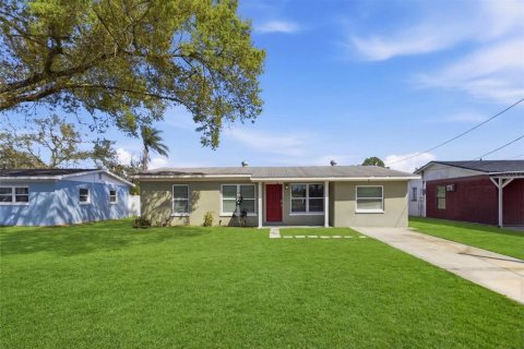 Villa ou maison à vendre à Tampa, Floride: 3 chambres, 130.71 m2 № 2427046 - photo 3