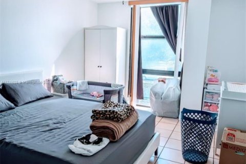 Copropriété à vendre à Hialeah, Floride: 1 chambre, 66.15 m2 № 1471698 - photo 15