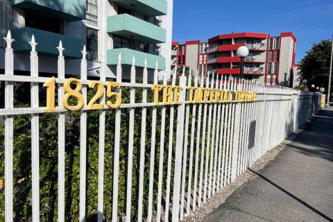 Copropriété à vendre à Hialeah, Floride: 1 chambre, 66.15 m2 № 1471698 - photo 4