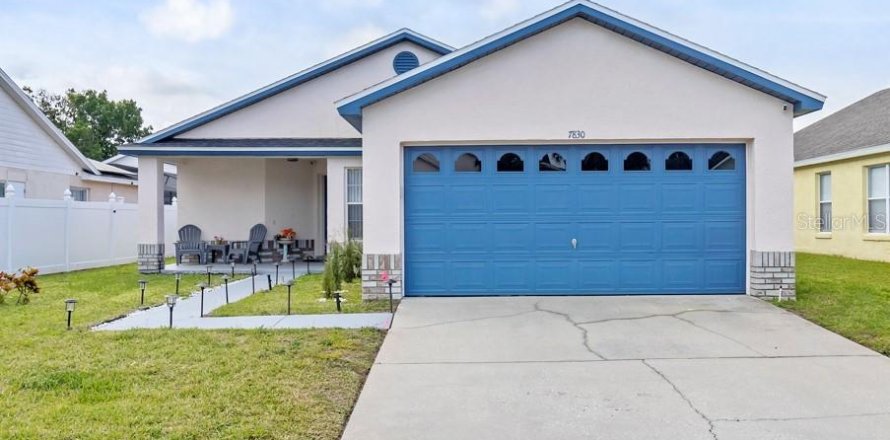 Villa ou maison à Kissimmee, Floride 3 chambres, 114.08 m2 № 1597827