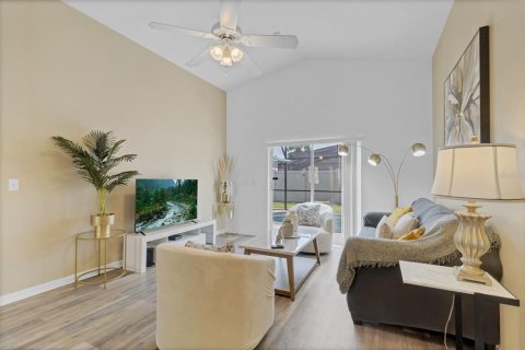 Villa ou maison à louer à Kissimmee, Floride: 3 chambres, 114.08 m2 № 1597827 - photo 13
