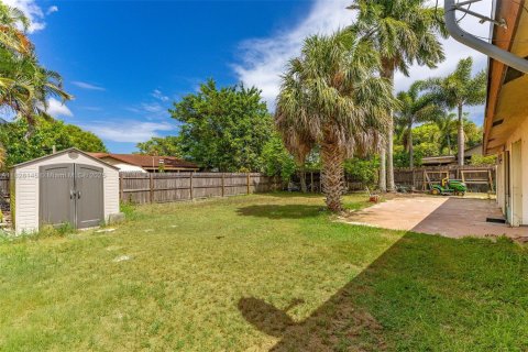 Casa en venta en Lake Worth, Florida, 3 dormitorios, 139.54 m2 № 1807128 - foto 21