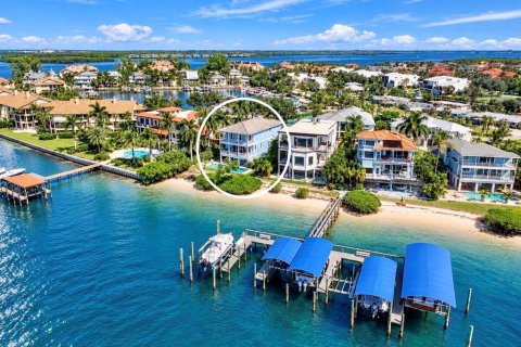 Villa ou maison à vendre à Cortez, Floride: 4 chambres, 259.94 m2 № 2425690 - photo 2