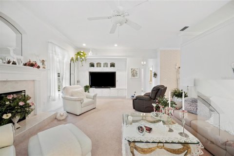House in Lakeland, Florida 4 bedrooms, 311.5 sq.m. № 1724376 - photo 13