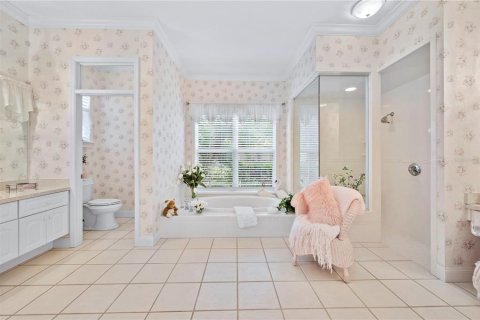 House in Lakeland, Florida 4 bedrooms, 311.5 sq.m. № 1724376 - photo 27