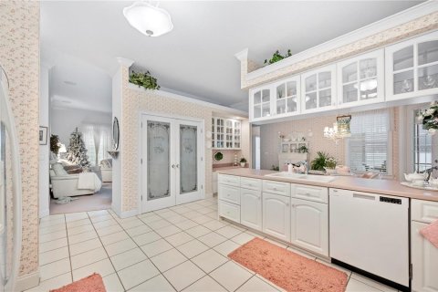 House in Lakeland, Florida 4 bedrooms, 311.5 sq.m. № 1724376 - photo 17
