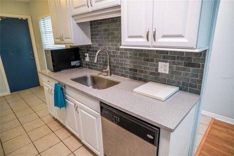 Купить дуплекс в Орландо, Флорида 6 комнат, 106.56м2, № 2166682 - фото 7