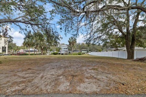 Terreno en venta en New Port Richey, Florida № 1562205 - foto 12