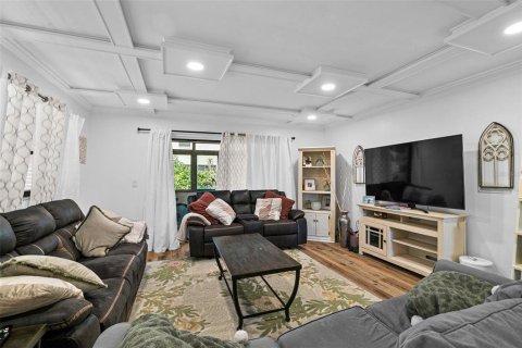 Copropriété à vendre à Sarasota, Floride: 2 chambres, 116.78 m2 № 2098136 - photo 13