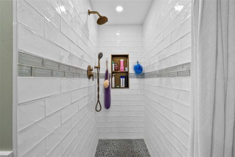 Copropriété à vendre à Sarasota, Floride: 2 chambres, 116.78 m2 № 2098136 - photo 25