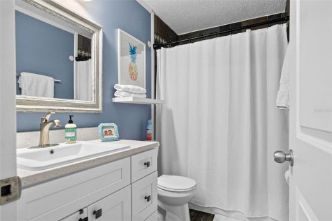 Copropriété à vendre à Sarasota, Floride: 2 chambres, 116.78 m2 № 2098136 - photo 20