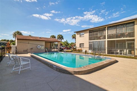 Copropriété à vendre à Sarasota, Floride: 2 chambres, 116.78 m2 № 2098136 - photo 29