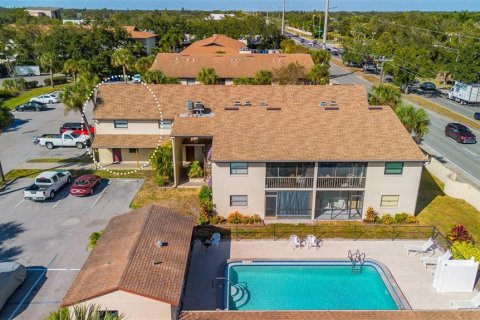Copropriété à vendre à Sarasota, Floride: 2 chambres, 116.78 m2 № 2098136 - photo 30