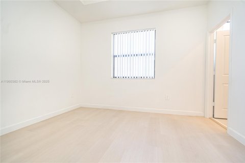 Adosado en alquiler en Homestead, Florida, 3 dormitorios, 123.37 m2 № 1952182 - foto 6