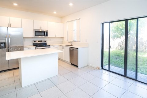 Adosado en alquiler en Homestead, Florida, 3 dormitorios, 123.37 m2 № 1952182 - foto 4