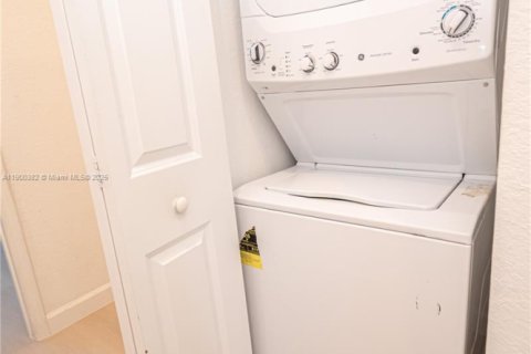 Adosado en alquiler en Homestead, Florida, 3 dormitorios, 123.37 m2 № 1952182 - foto 24