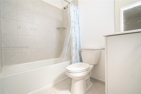 Adosado en alquiler en Homestead, Florida, 3 dormitorios, 123.37 m2 № 1952182 - foto 22