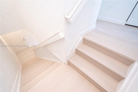 Adosado en alquiler en Homestead, Florida, 3 dormitorios, 123.37 m2 № 1952182 - foto 16