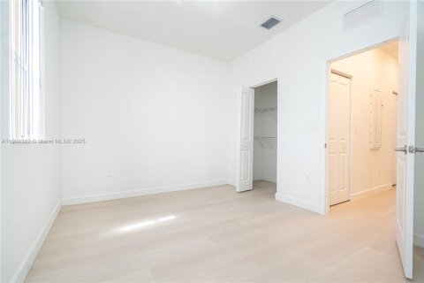 Adosado en alquiler en Homestead, Florida, 3 dormitorios, 123.37 m2 № 1952182 - foto 21