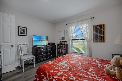 House in Ocala, Florida 3 bedrooms, 127.09 sq.m. № 2166257 - photo 13