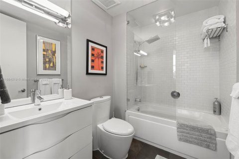 Купить кондоминиум в Майами-Бич, Флорида 2 спальни, 94.2м2, № 1892957 - фото 21