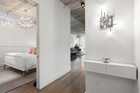 Купить кондоминиум в Майами-Бич, Флорида 2 спальни, 94.2м2, № 1892957 - фото 3