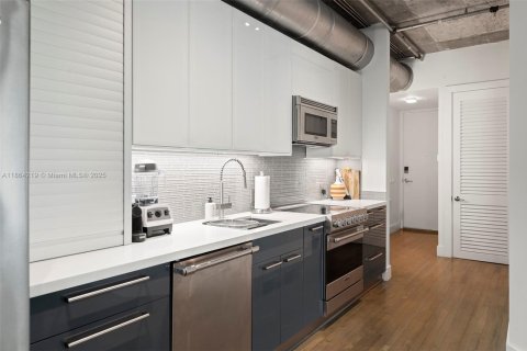 Купить кондоминиум в Майами-Бич, Флорида 2 спальни, 94.2м2, № 1892957 - фото 6