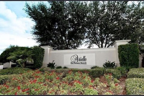 Townhouse in Sarasota, Florida 3 bedrooms, 189.99 sq.m. № 2352372
