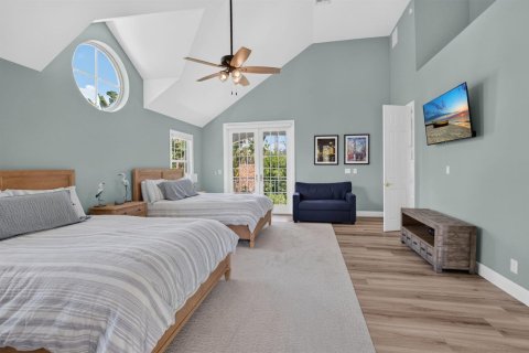 House in Boca Raton, Florida 5 bedrooms, 341.04 sq.m. № 2389864 - photo 24