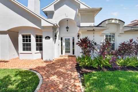 House in Boca Raton, Florida 5 bedrooms, 341.04 sq.m. № 2389864 - photo 5