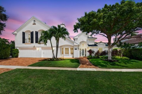 House in Boca Raton, Florida 5 bedrooms, 341.04 sq.m. № 2389864 - photo 4