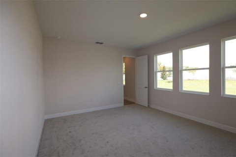 Villa ou maison à vendre à Apopka, Floride: 5 chambres, 279.26 m2 № 2405369 - photo 11