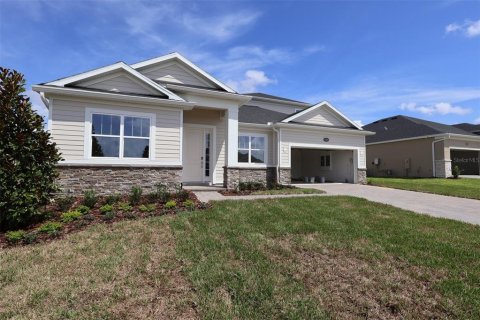 Villa ou maison à vendre à Apopka, Floride: 5 chambres, 279.26 m2 № 2405369 - photo 2