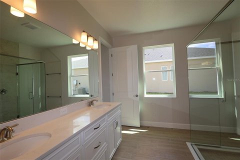 Villa ou maison à vendre à Apopka, Floride: 5 chambres, 279.26 m2 № 2405369 - photo 10