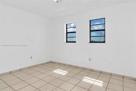 Apartment in Miami, Florida 2 bedrooms № 1944973 - photo 18