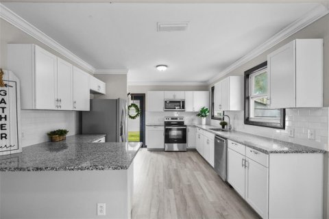 Commercial property in Tampa, Florida 246.93 sq.m. № 1372948 - photo 21