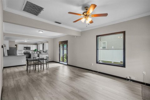 Commercial property in Tampa, Florida 246.93 sq.m. № 1372948 - photo 19