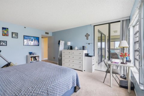 Condo in Lauderhill, Florida, 2 bedrooms № 2190858 - photo 23
