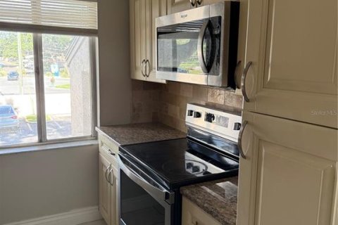 Copropriété à vendre à Tampa, Floride: 2 chambres, 99.78 m2 № 1909084 - photo 8