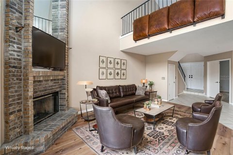 Adosado en venta en Saint Petersburg, Florida, 3 dormitorios, 166.85 m2 № 1826978 - foto 2