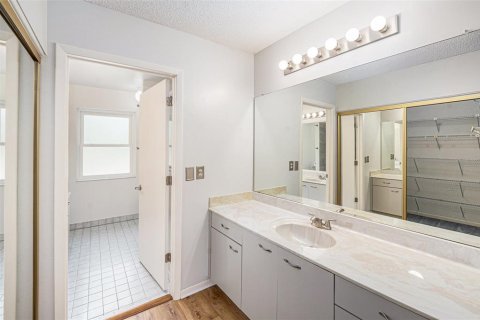 Adosado en venta en Saint Petersburg, Florida, 3 dormitorios, 166.85 m2 № 1826978 - foto 22